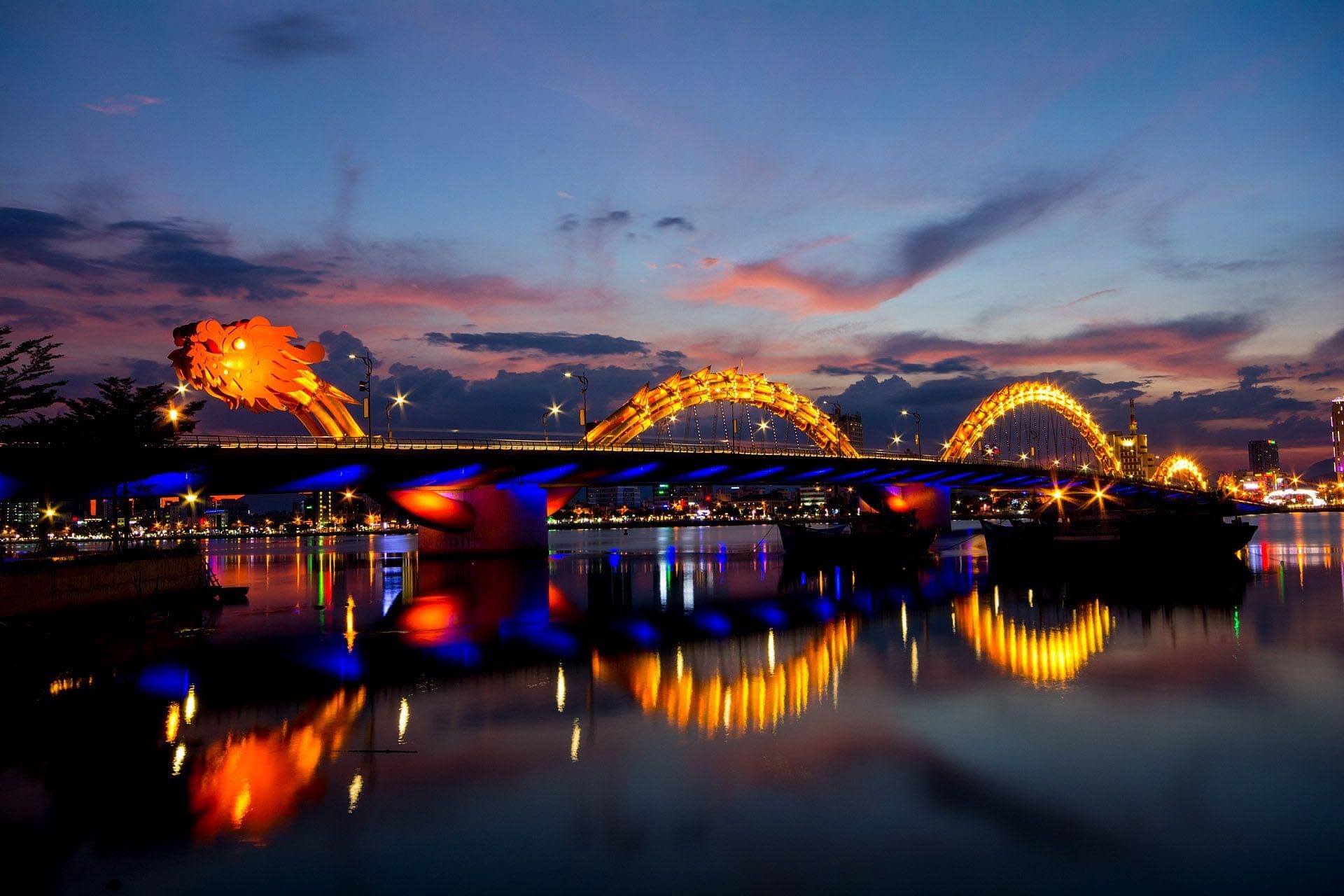 Dragon Bridge, Da Nang, Vietnam